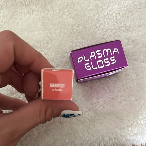 💄Lip Makeup Bundle💄 - Picture 2 of 6